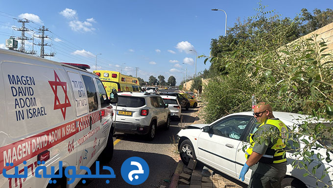 اصابة سائق بجراح بين طفيفة ومتوسطة بحادث طرق ذاتي قرب مدخل جلجولية الغربي